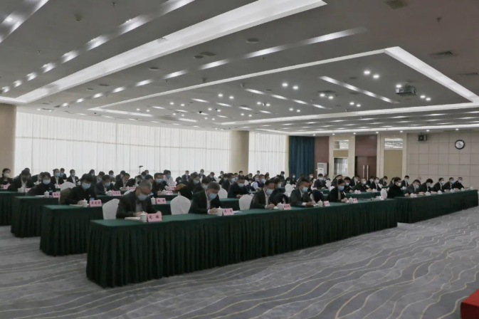 米乐体育app集团、温泉集团举办贯彻落实市第十三次党代会精神宣讲报告会(图3)